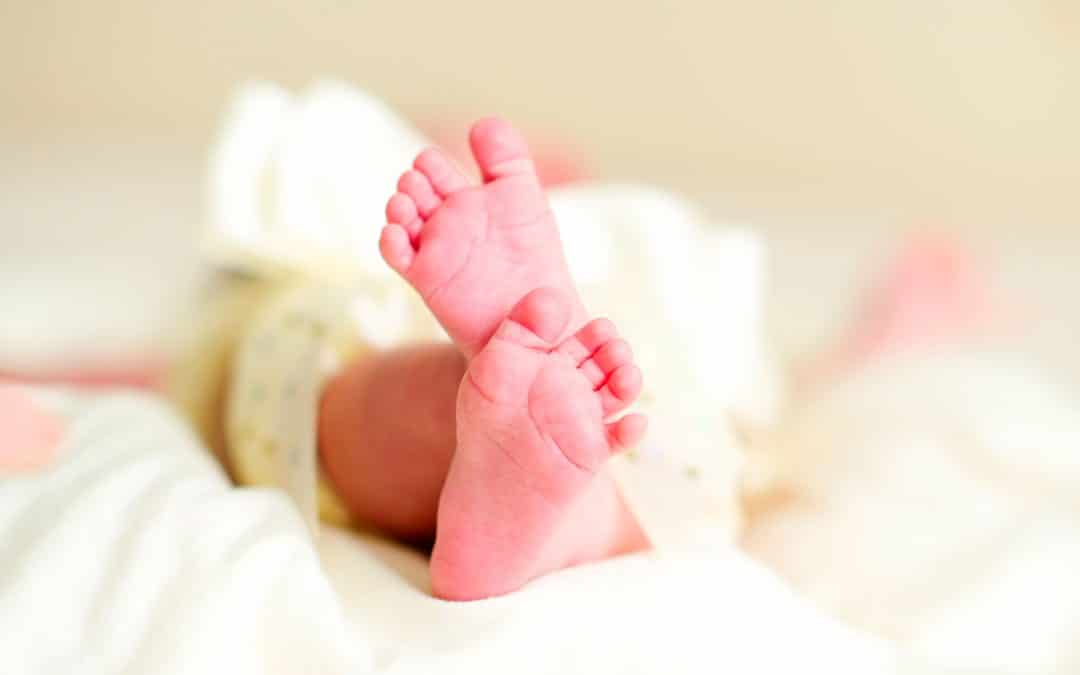 O Teste da Bochechinha substitui o teste do pezinho?